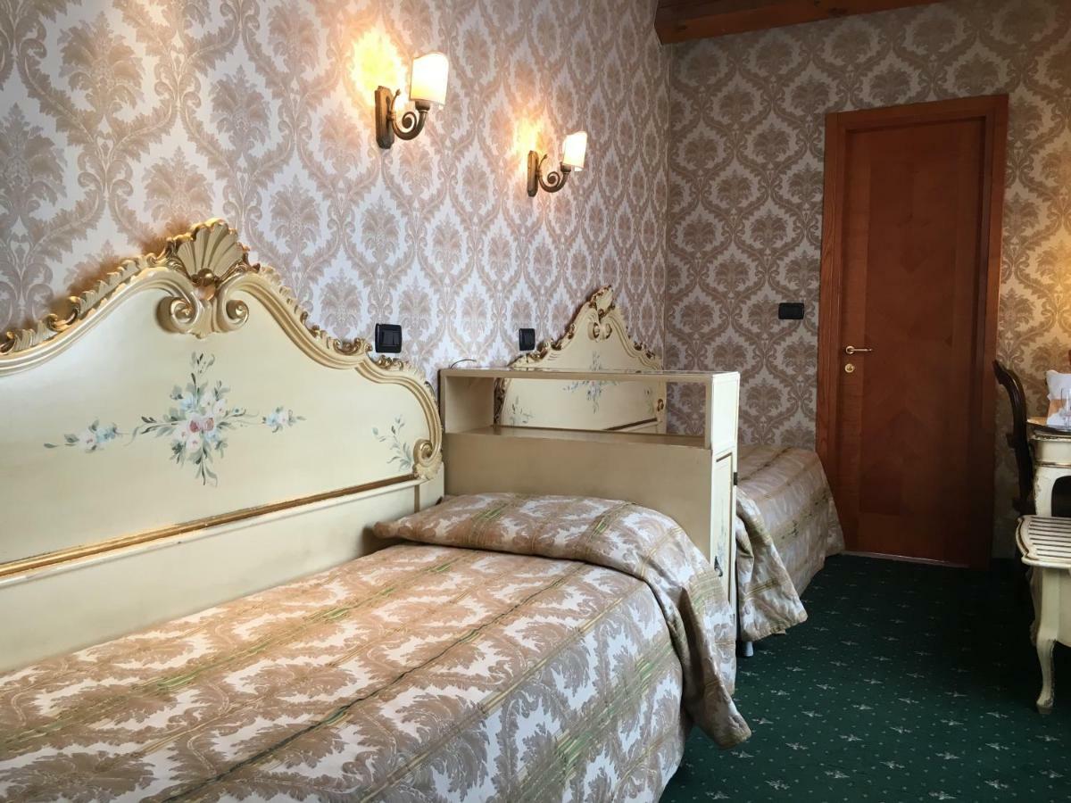 Hotel Gorizia A La Valigia Venecia Habitación foto